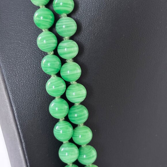 Vtg Hobe Necklace Green Swirl Bead Double Strand‎ Knotted Signed 1960s - Picture 3 of 8
